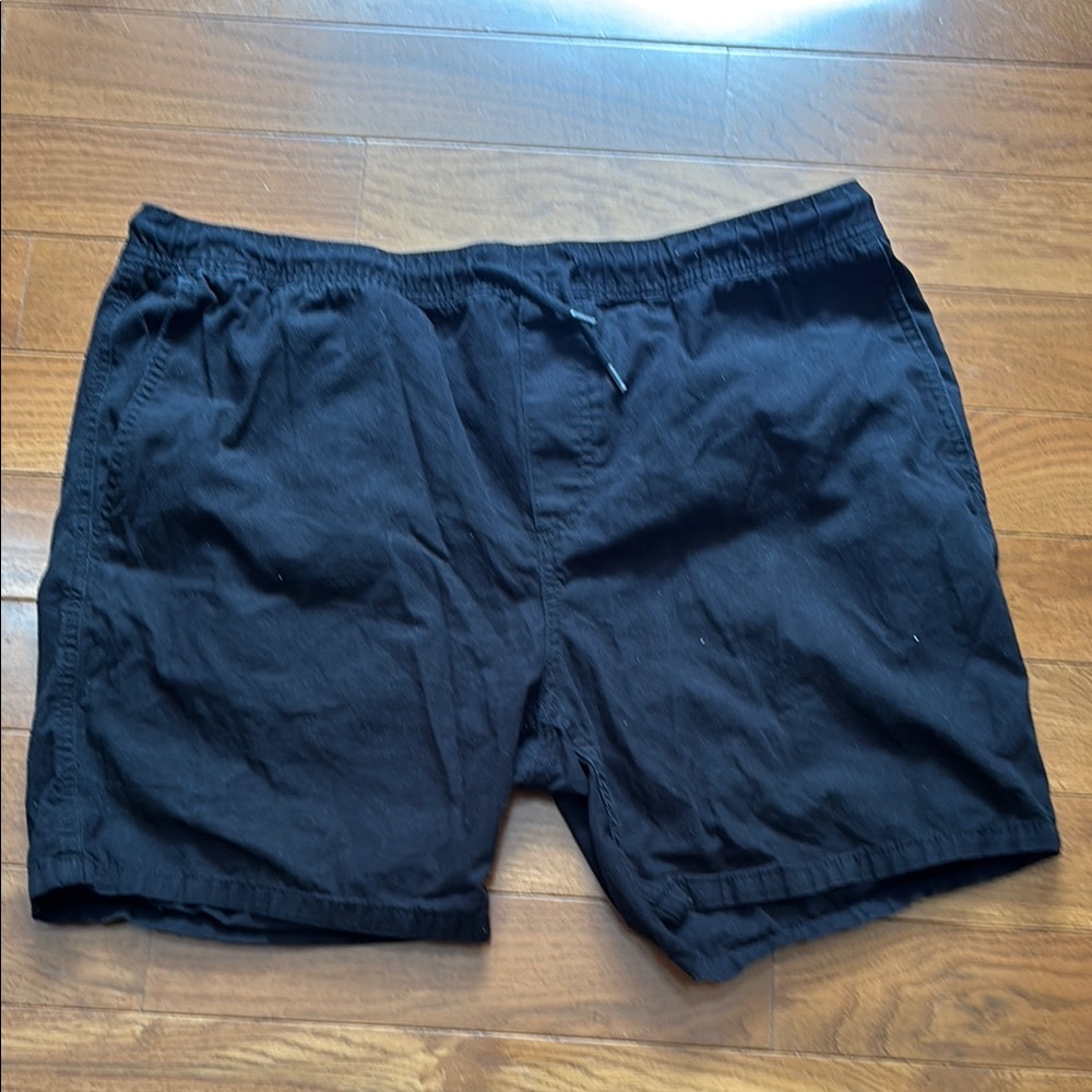 H&M Black Hybrid Shorts for Men